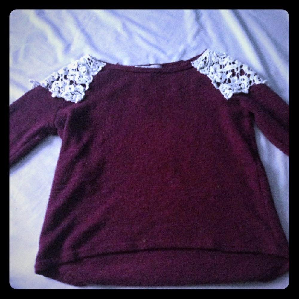 Red long sleeve shirts